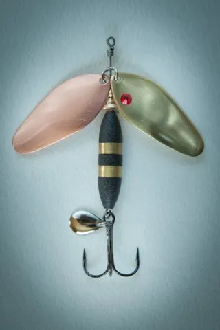 Блесна вращающаяся Profilux Бабочка М4 серебро-медь