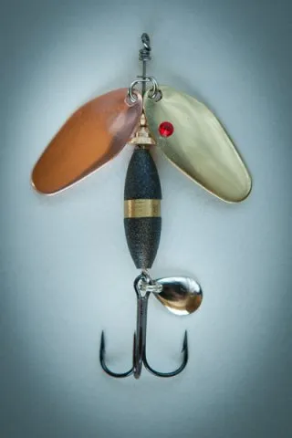 Блесна вращающаяся Profilux Бабочка М2 серебро-медь