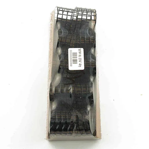 Кормушка IVVA "Вампир XXL" 40 гр (10шт. в упак.)