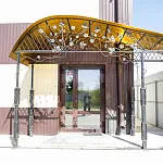 Вход в торогвый зал