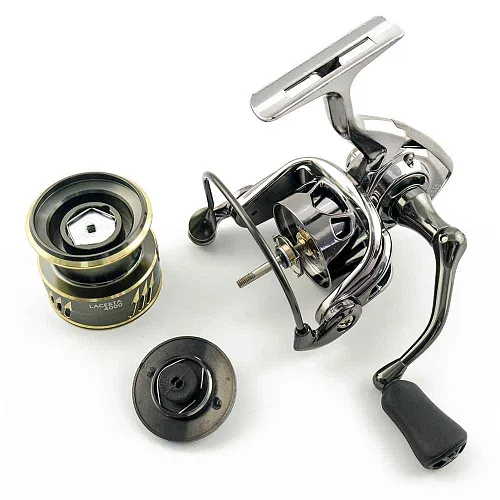 Катушка Caiman Lacerta 4000