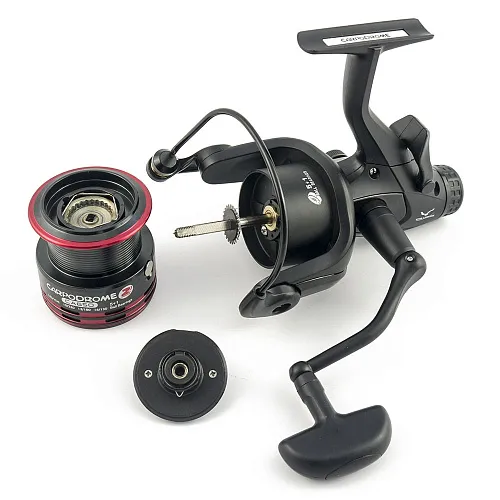 Катушка Viva Carpodrome Baitrunner II CA 650 (5+1ВВ) 