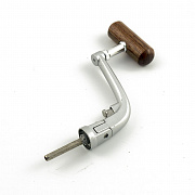фотография товара Ручка для катушки Palomino метал. складная хром (деревянный кноп) интернет-магазина Caimanfishing